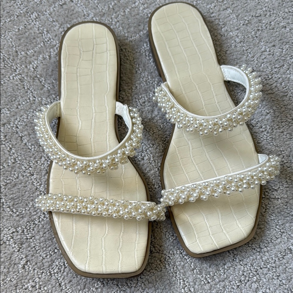 Elegant Cream Pearl-Embellished Women's Sandals
